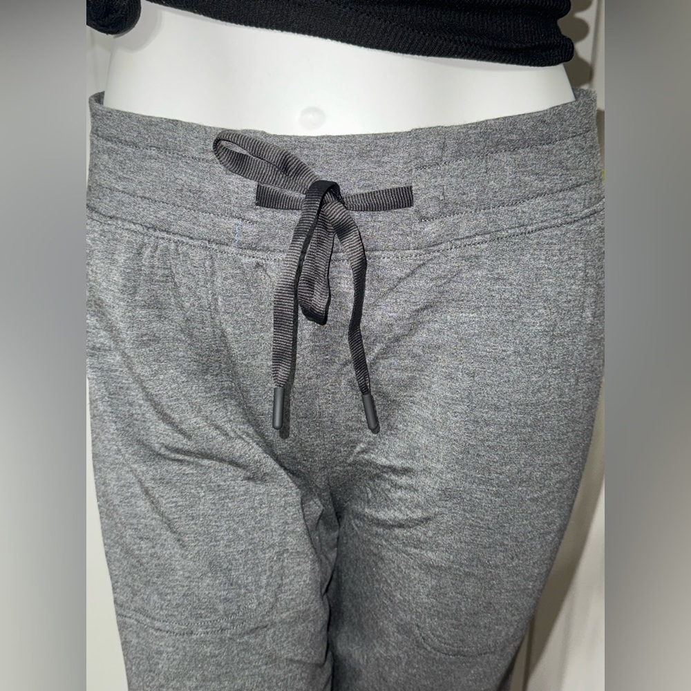 All in Motion Gray Relaxed Fit Athletic Joggers Size L NWT - Picture 12 of 16
